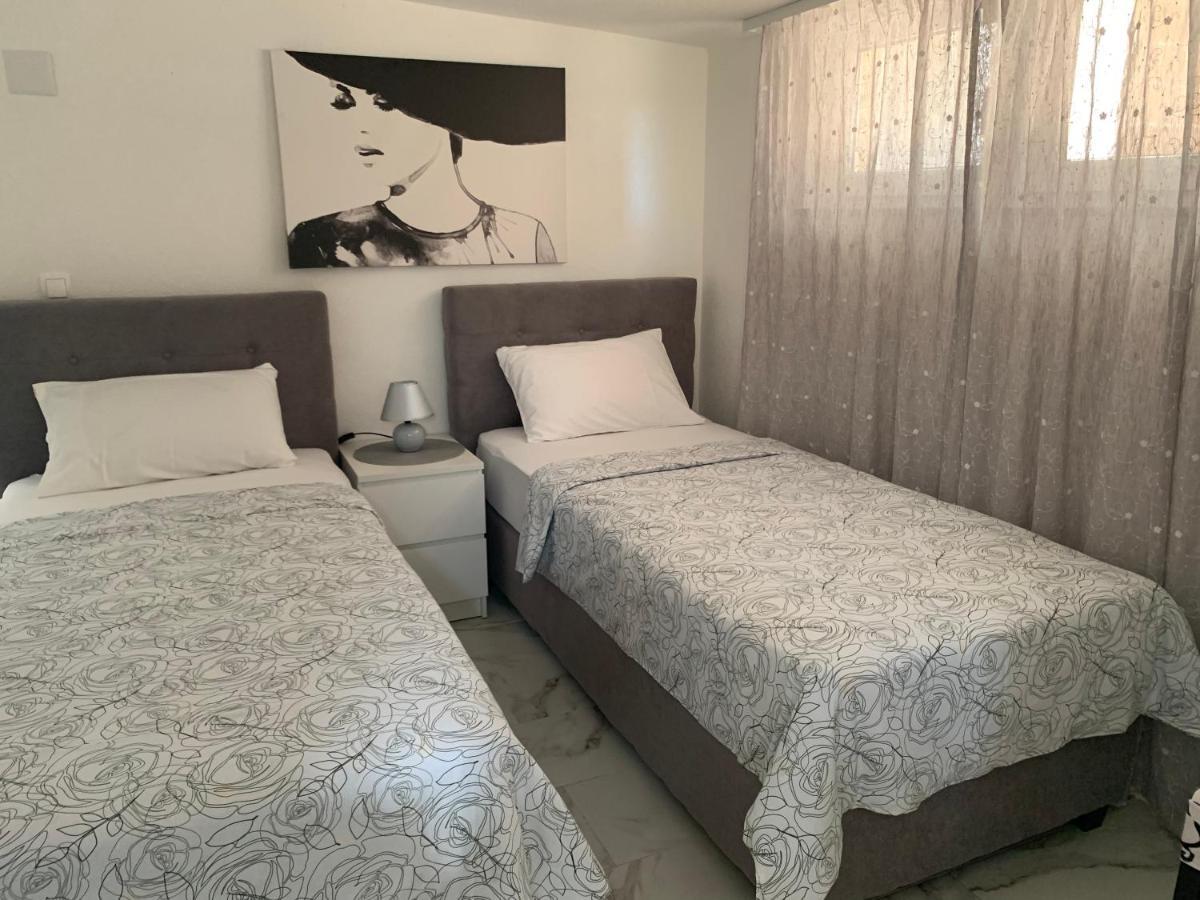 Apartments Albatross Novalja Luaran gambar