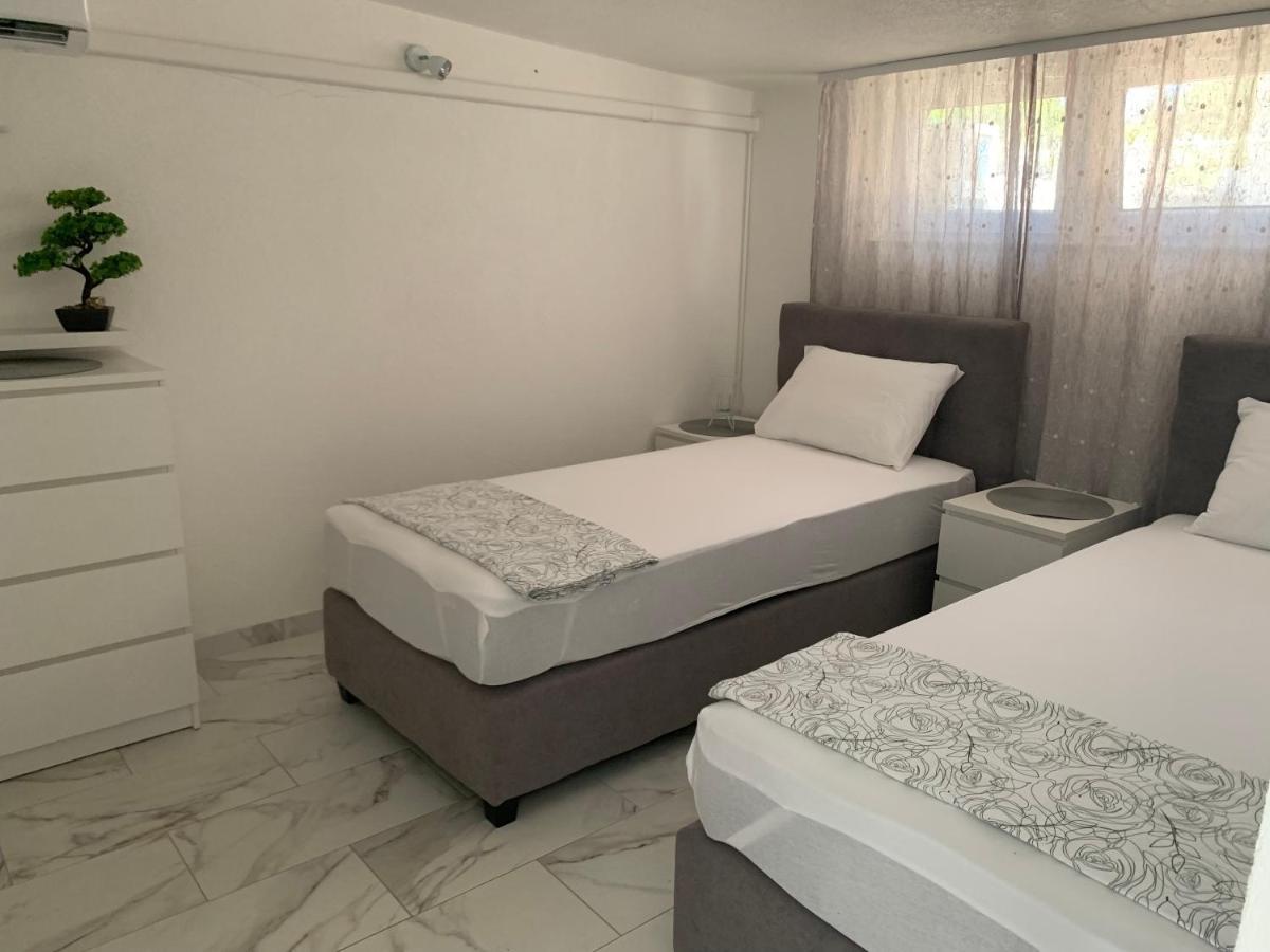 Apartments Albatross Novalja Luaran gambar