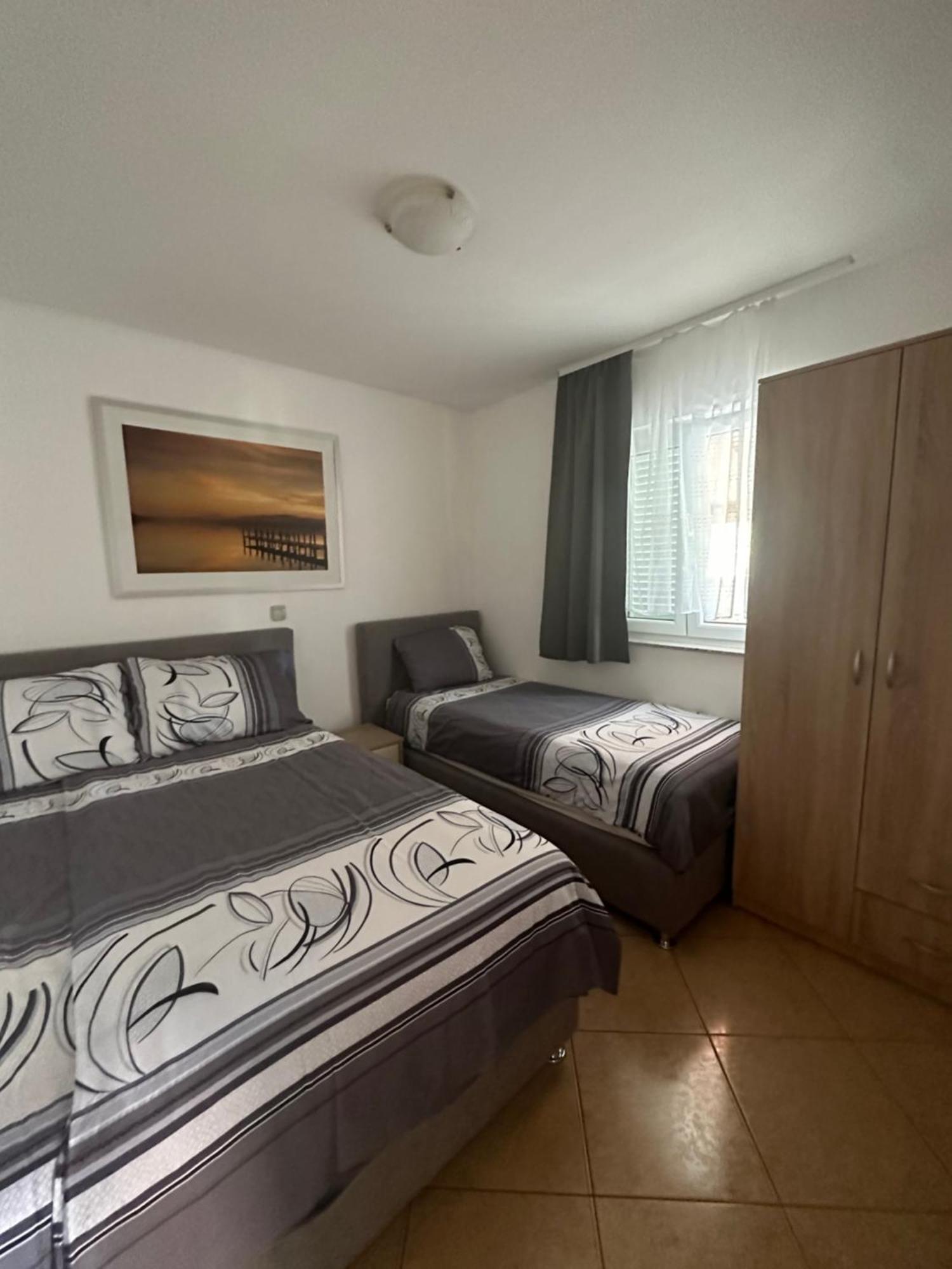 Apartments Albatross Novalja Luaran gambar