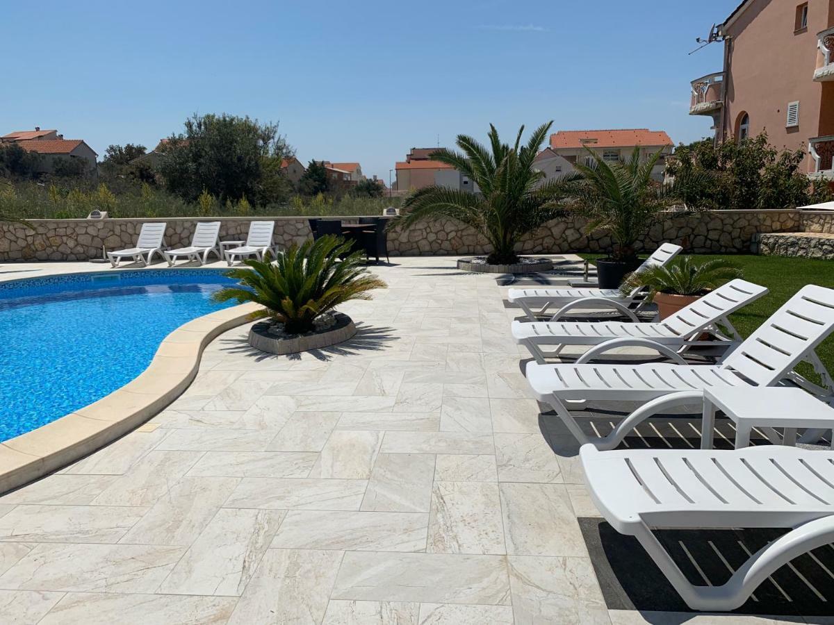 Apartments Albatross Novalja Luaran gambar